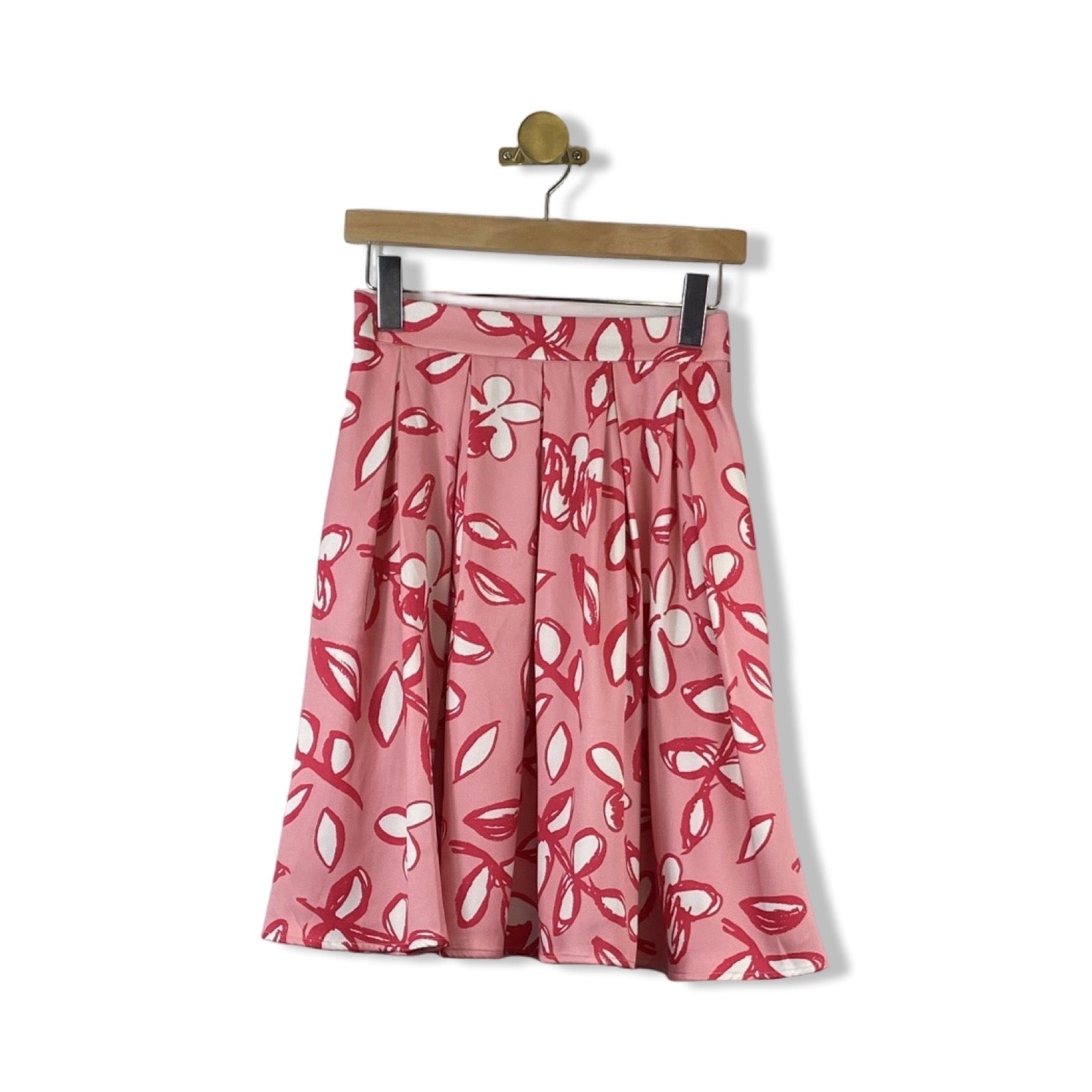 Area Stars Floral Pleated Skirt
