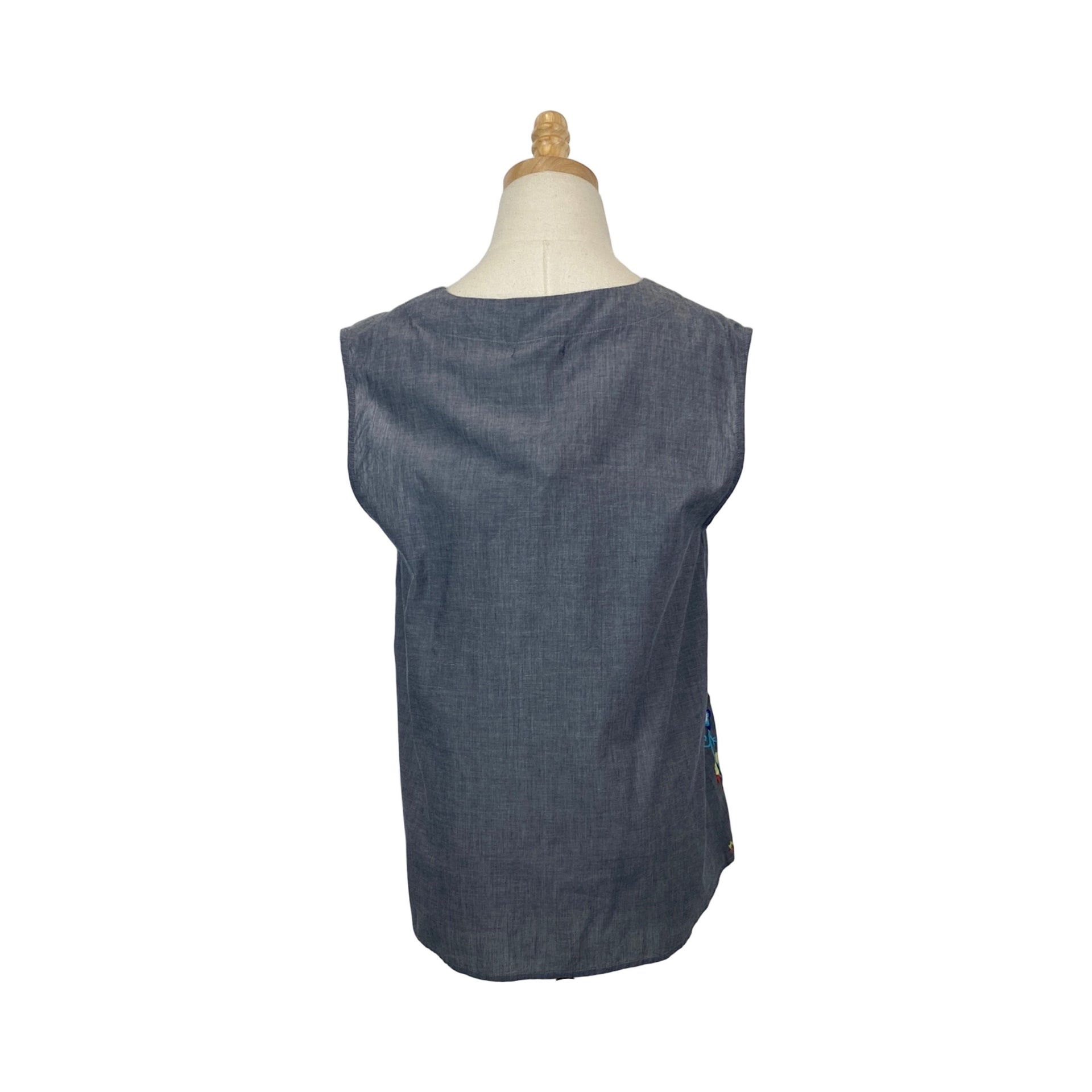 Area Stars Embroidered Shell Top