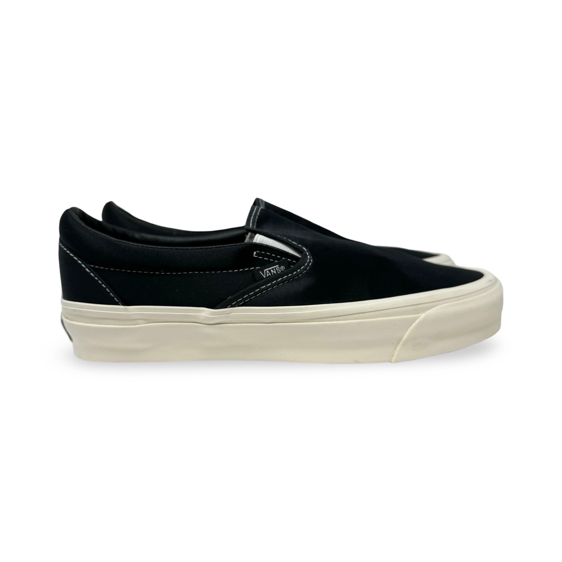 Vans Satin Slip on Reissue 98 Sneakers