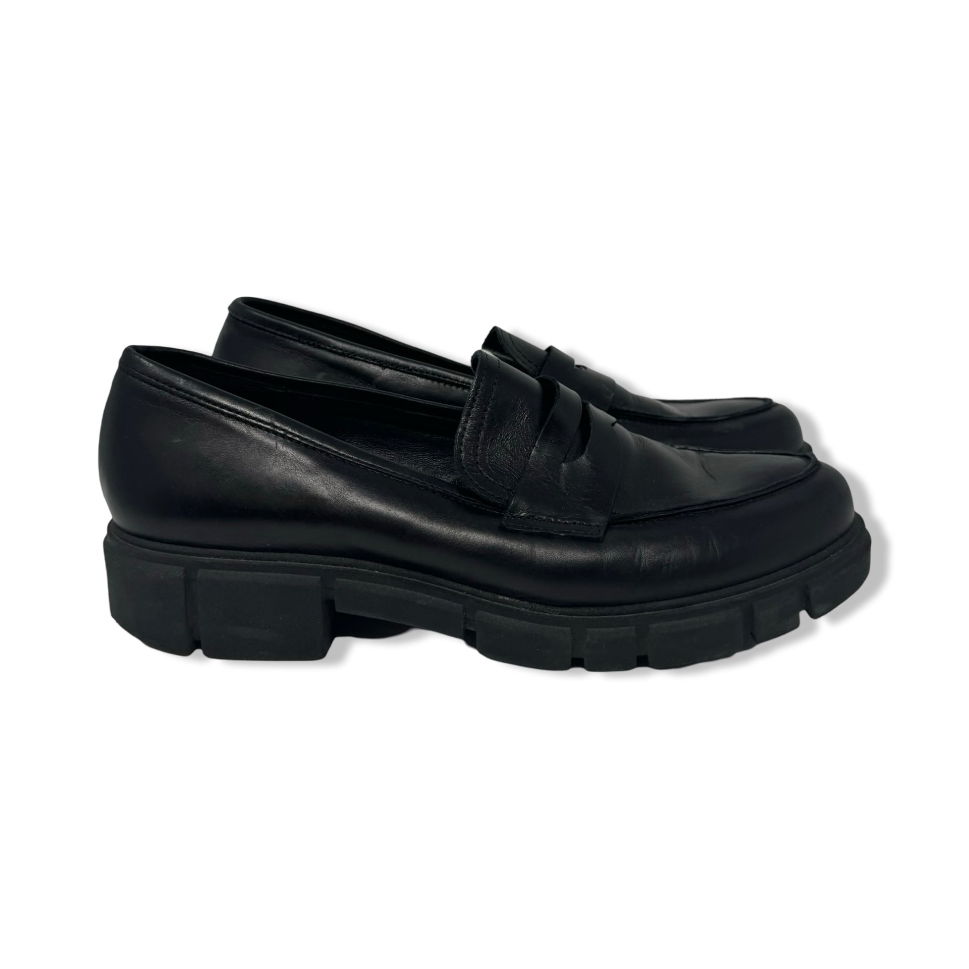 OROSCURO Penny Loafer