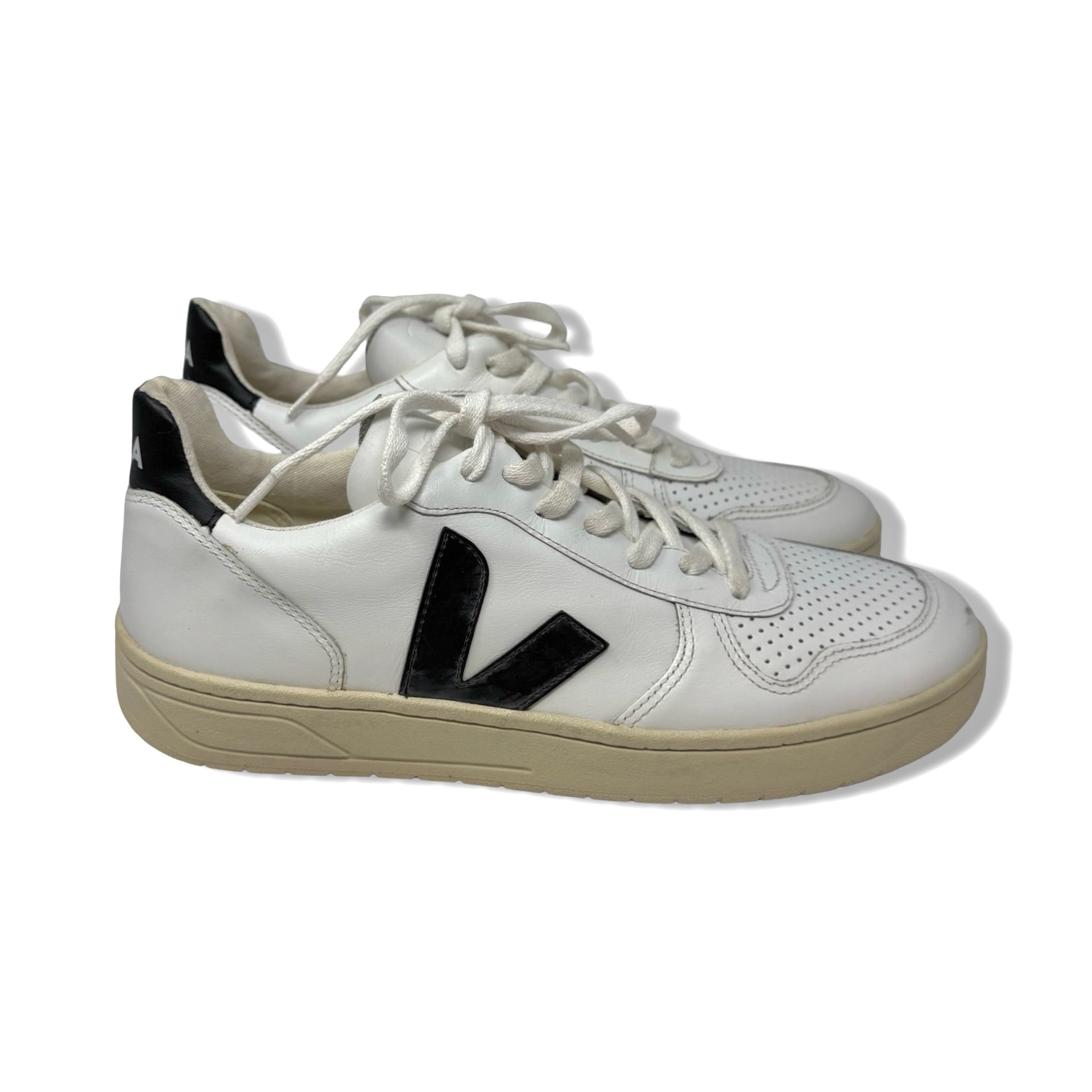 Veja V-10 Sneakers
