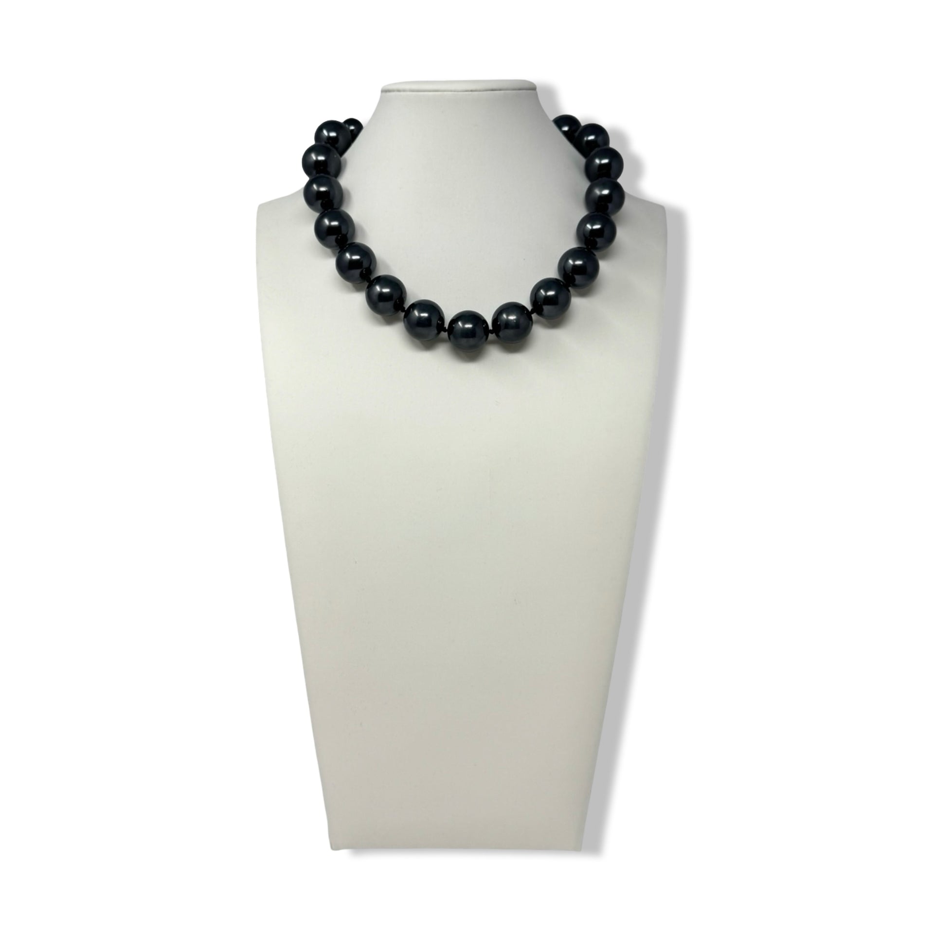 Carolee Oversized Beaded Necklace