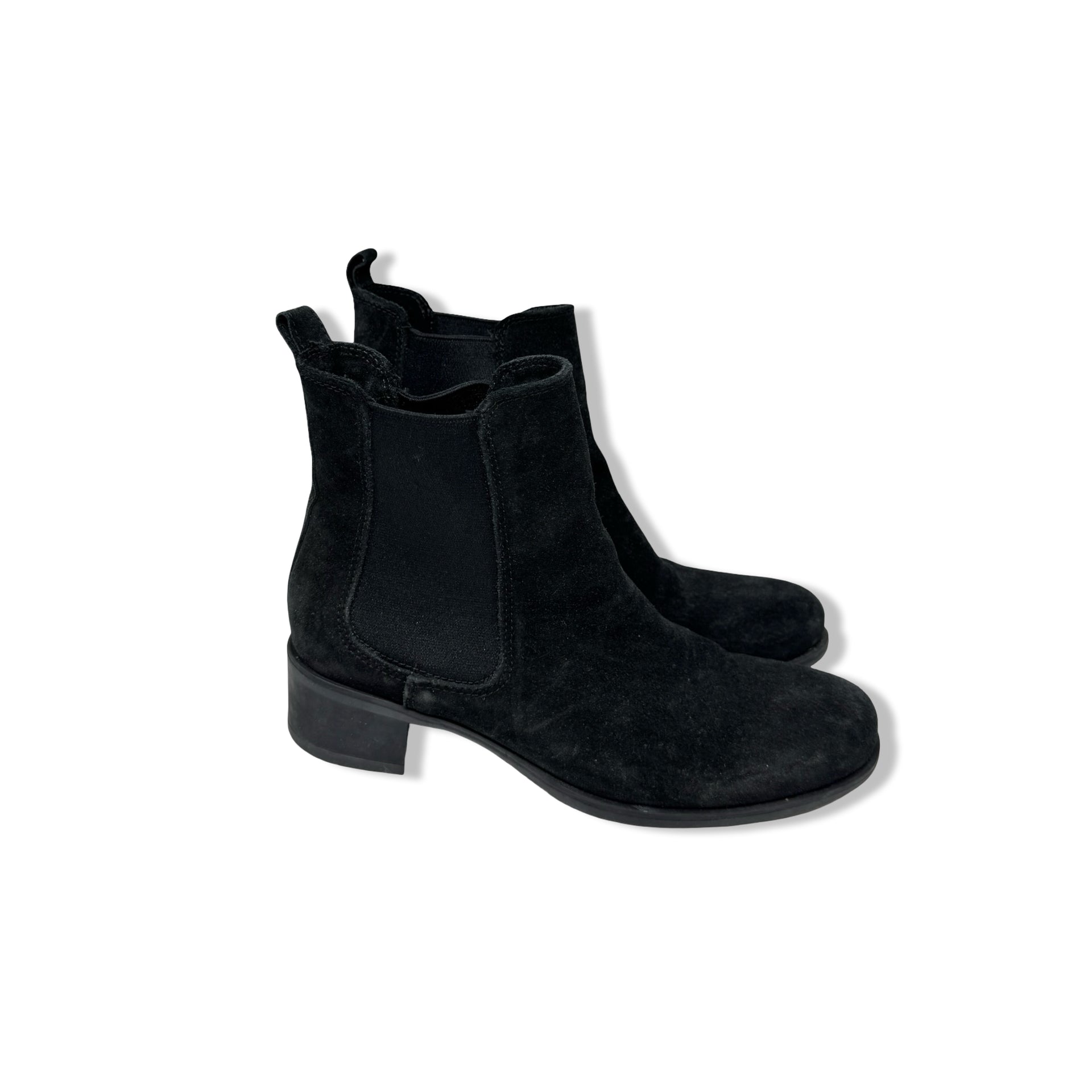 La Canadienne Suede Chelsea Boots