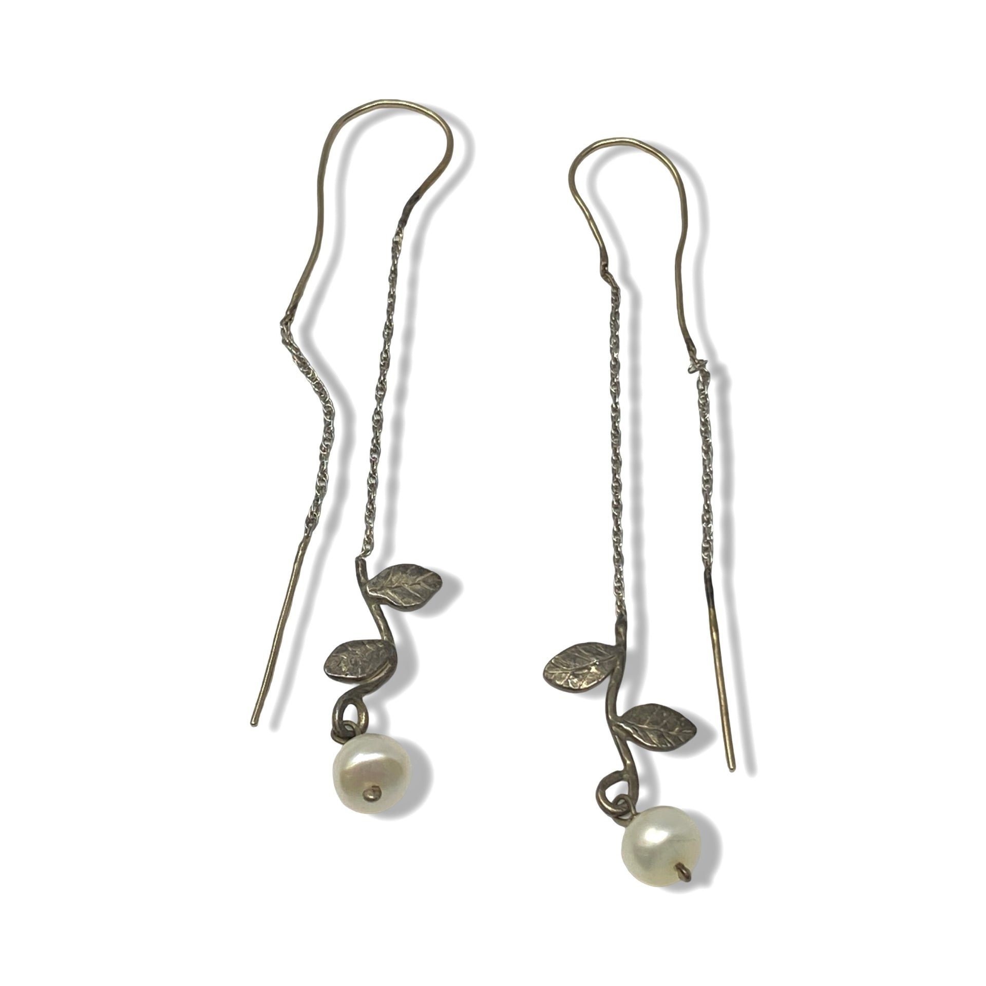 Tess Labrador 925 Pearl Drop Chain Earrings