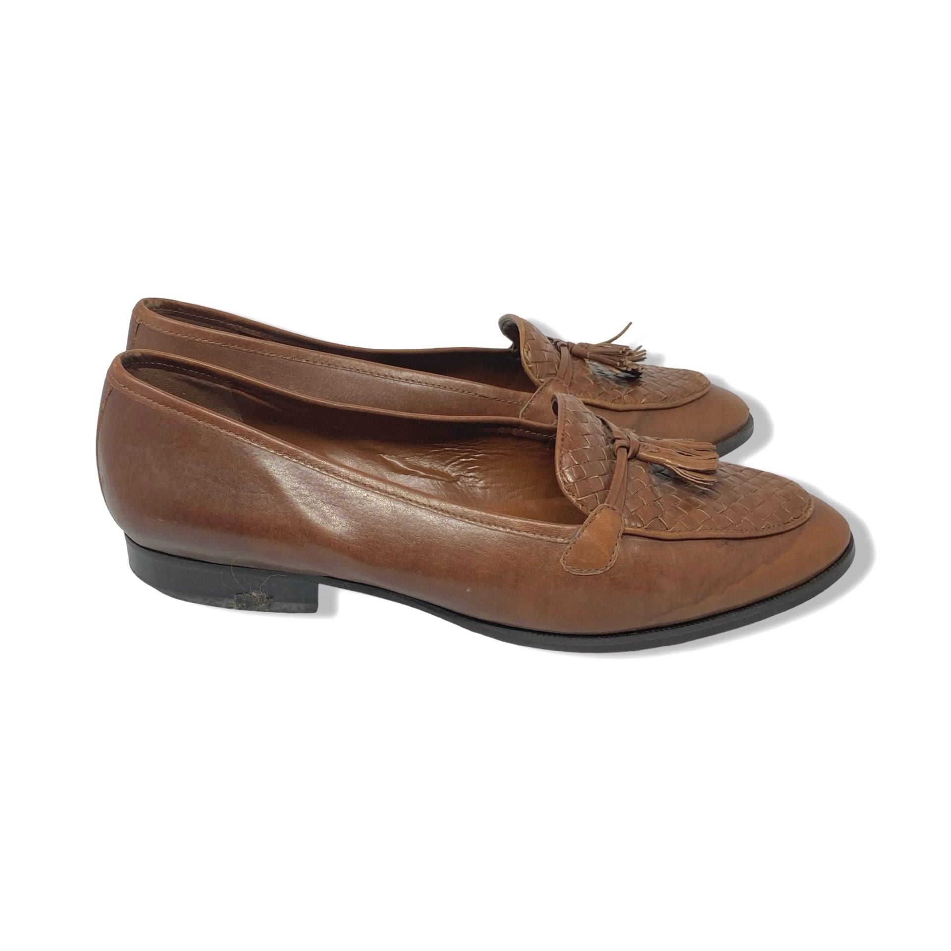 Etienne Aigner Leather Flats