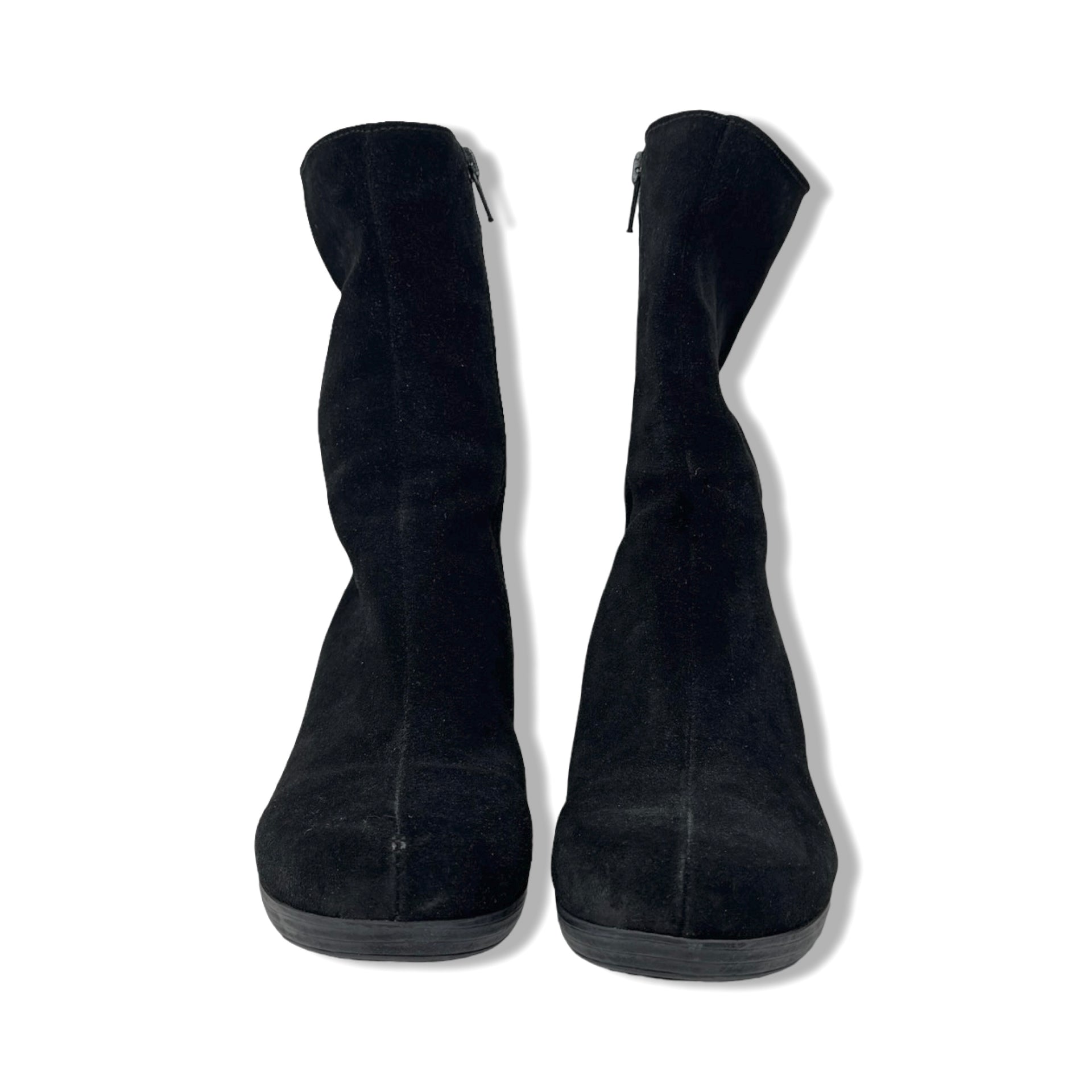 La Canadienne Suede Heeled Ankle Boots