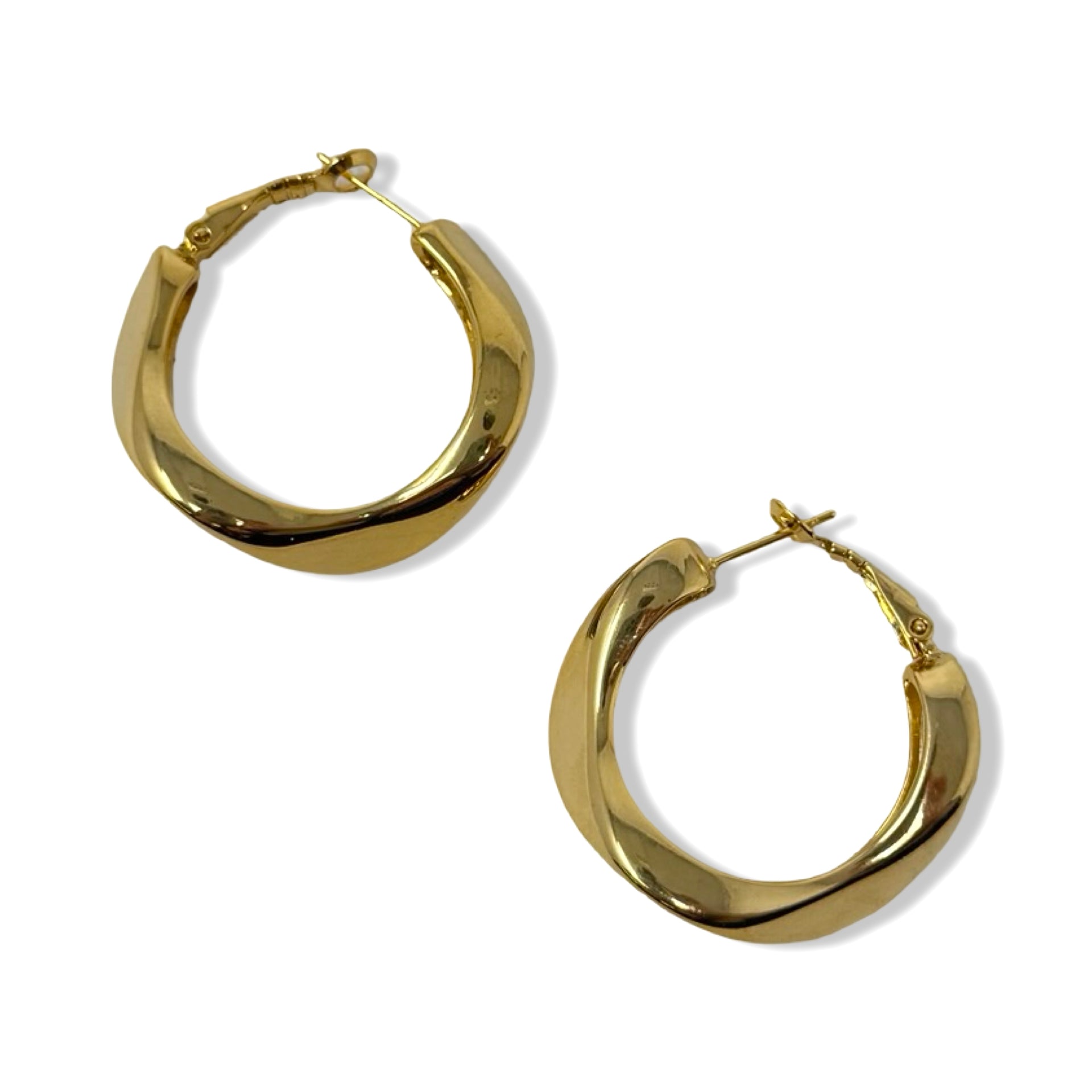 Shashi Curved Gold Hoop Earring