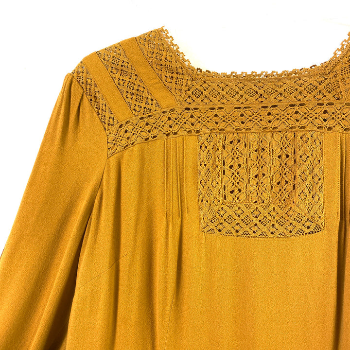 Point Sur Lace Trimmed Peasant Blouse-Detail