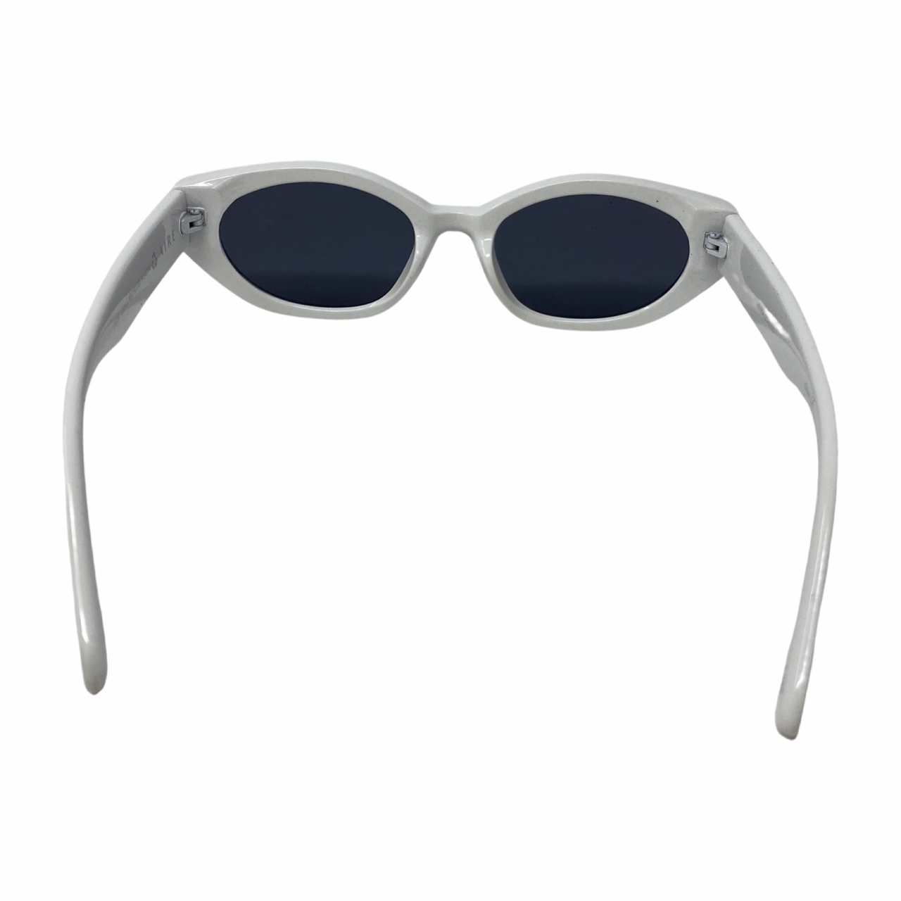 Aire Mensa Oval Sunglasses-Back