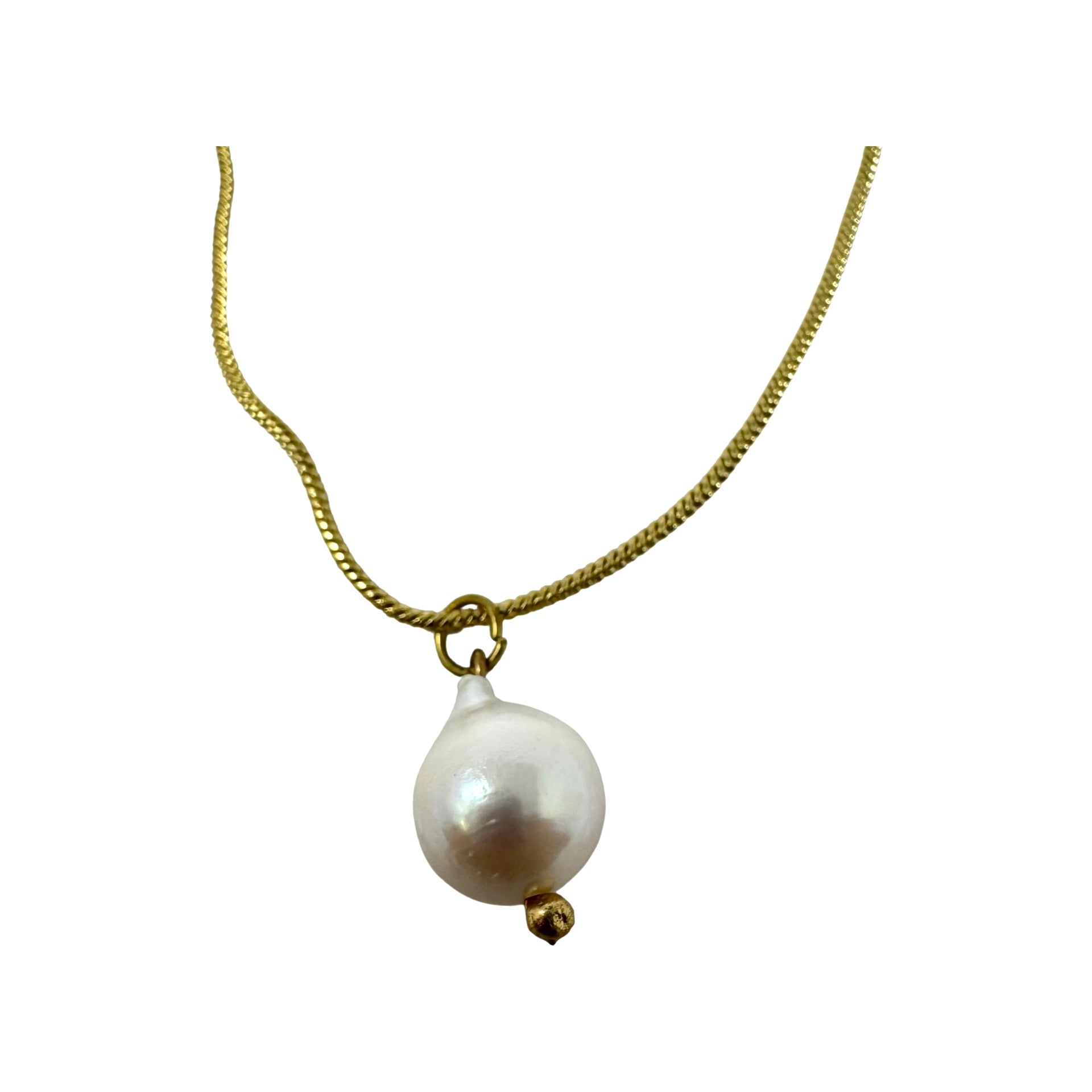 Faux Pearl Pendant Necklace