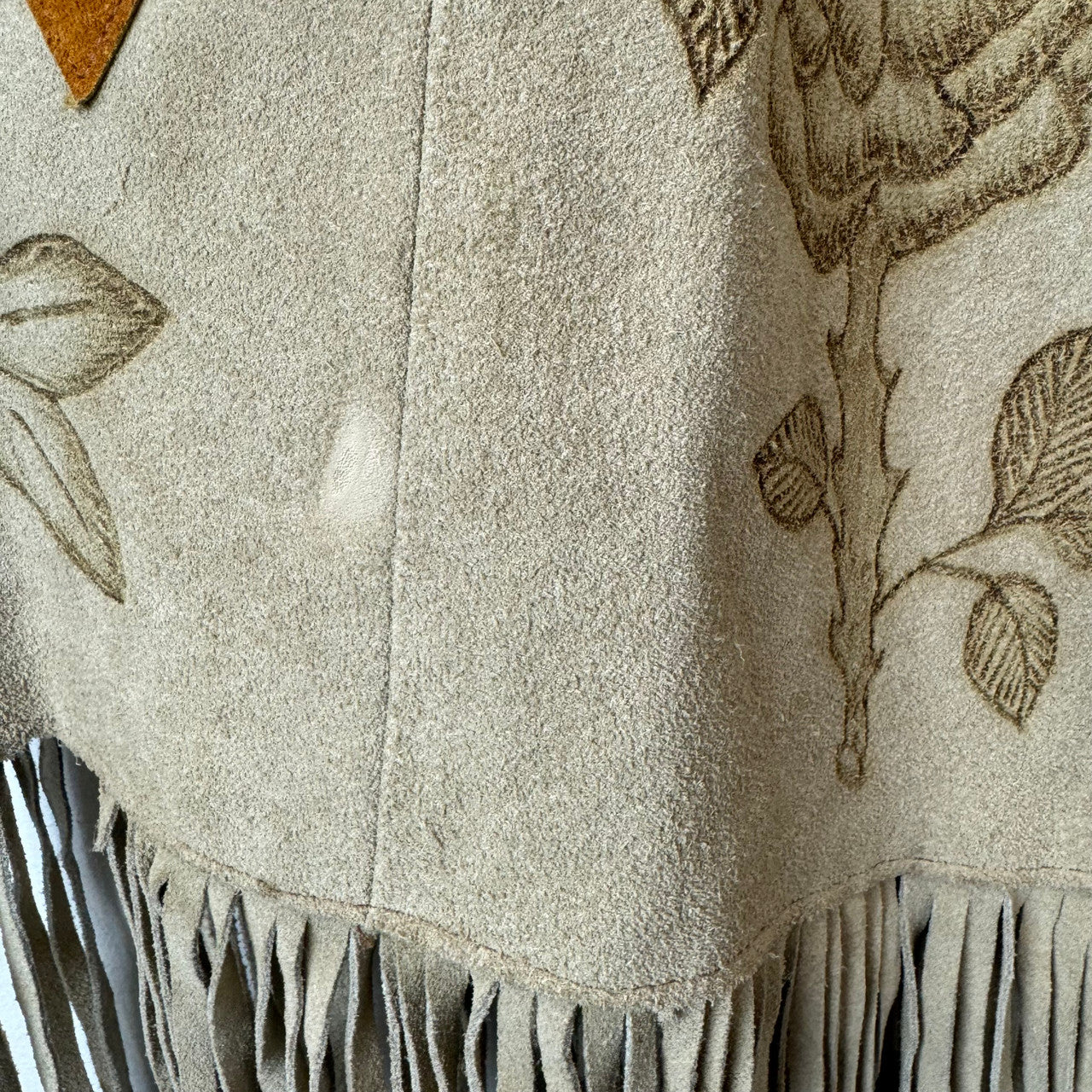 Floral Collared Fringe Shawl-Detail