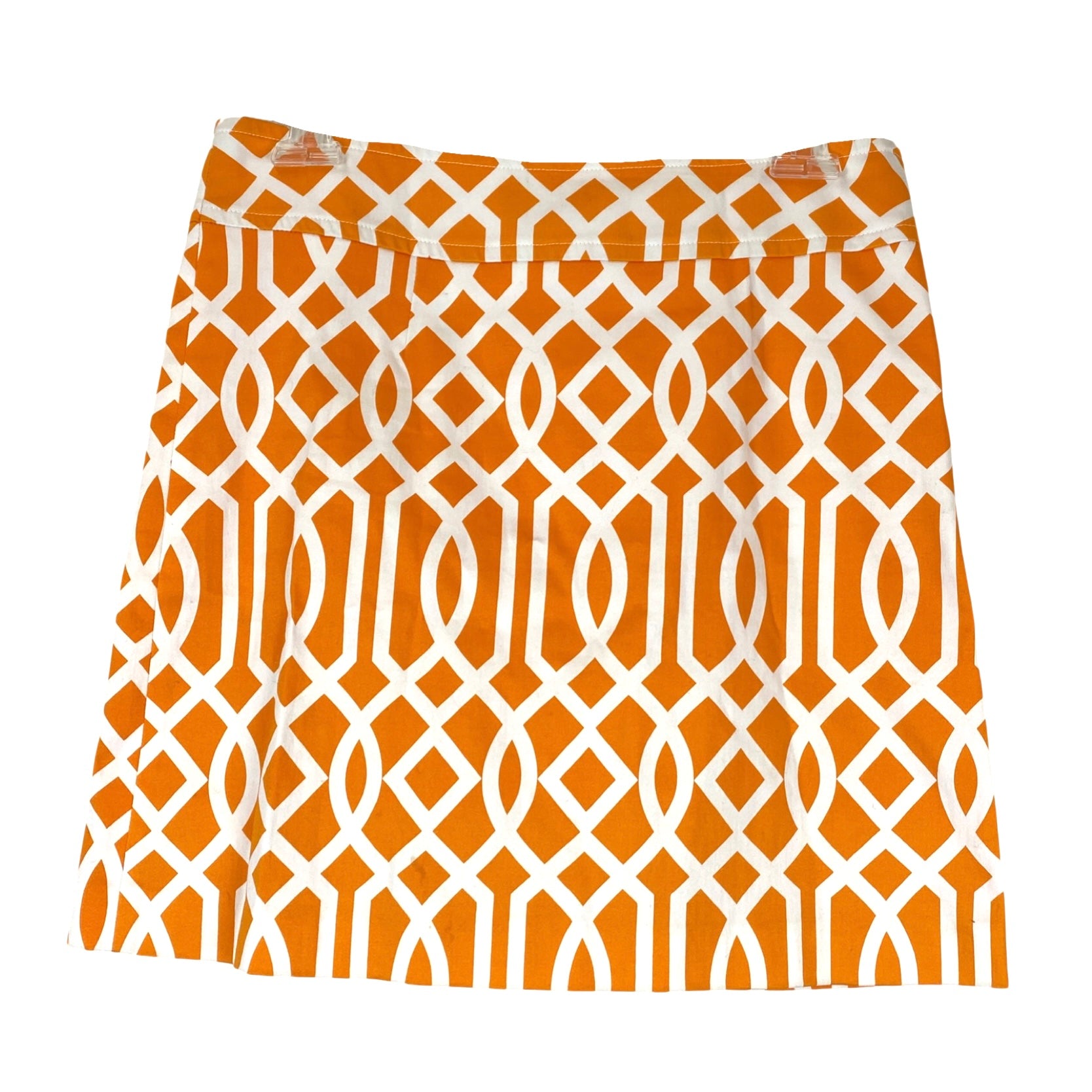 Skirtin Around Geometric Skirt