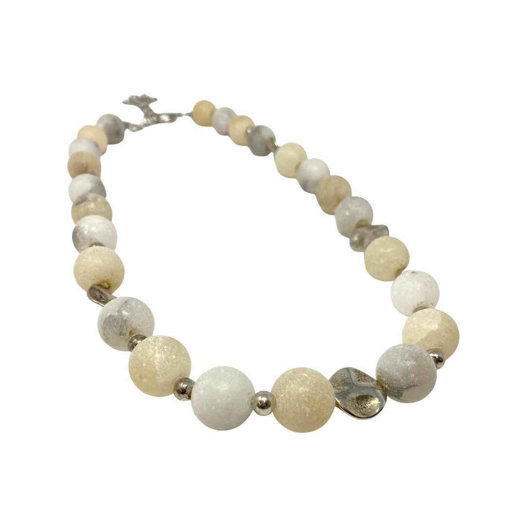 Stone Circlular Bead Necklace-Detail