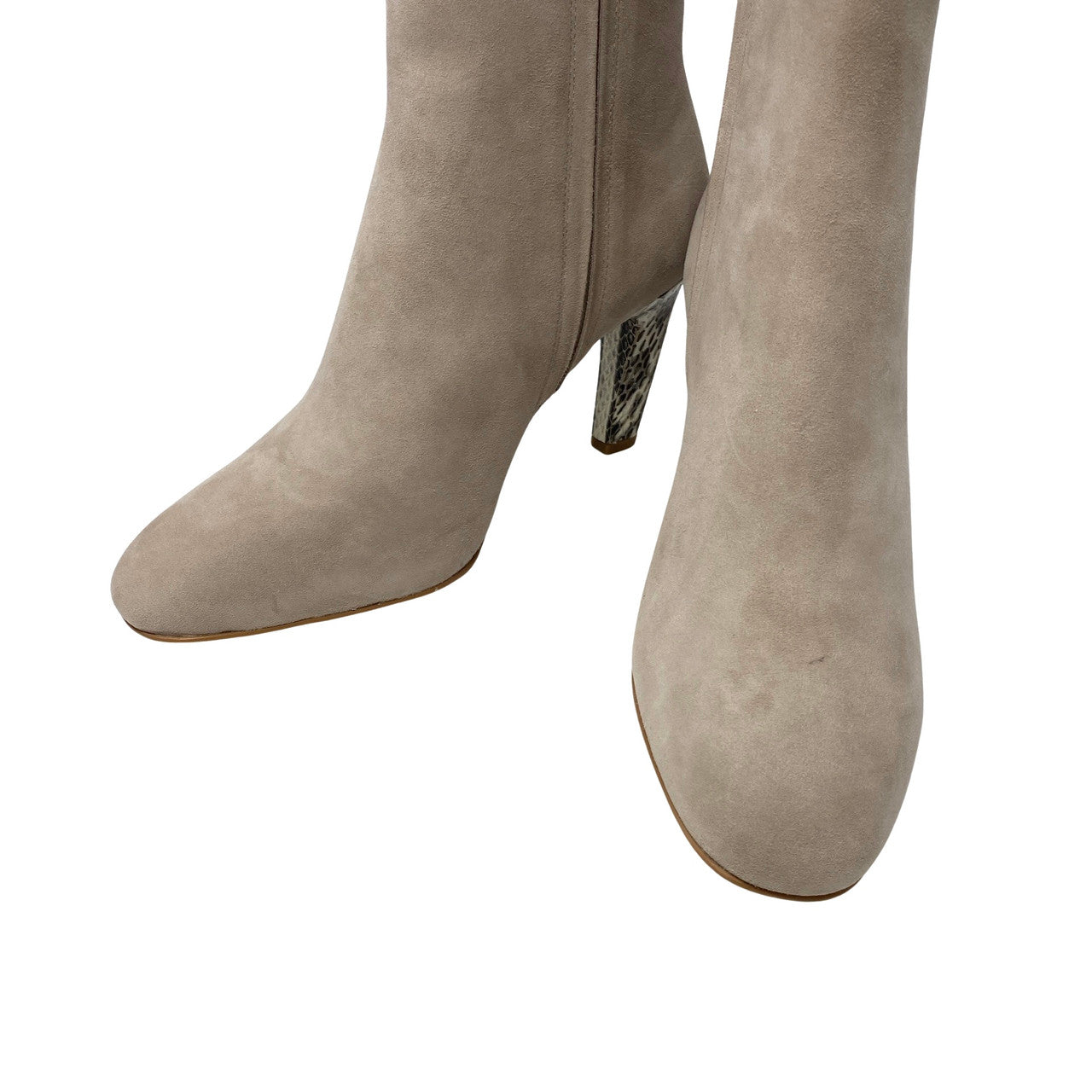 Reiss Sophia Heeled Ankle Suede Boots-Detail